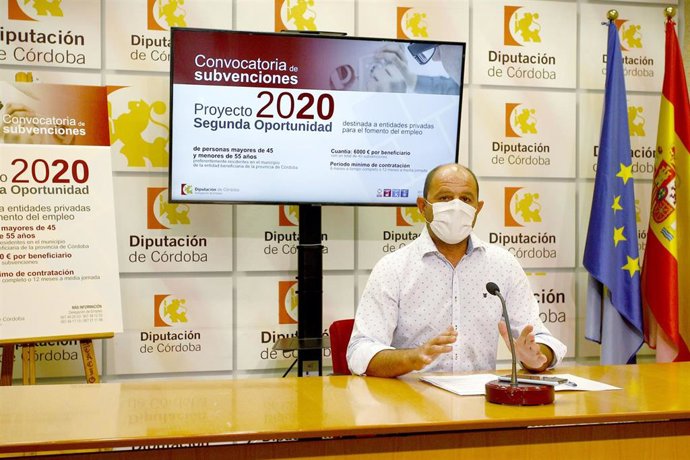 E delegado de Empleo de la Diputación de Córdoba, Miguel Ruz, presenta el programa 'Segunda Oportunidad'