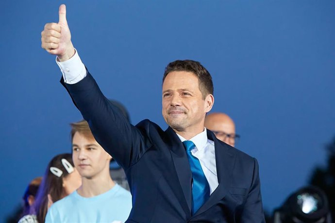 El candidato presidencial y alcalde de Varsovia, Rafal Trzaskowski