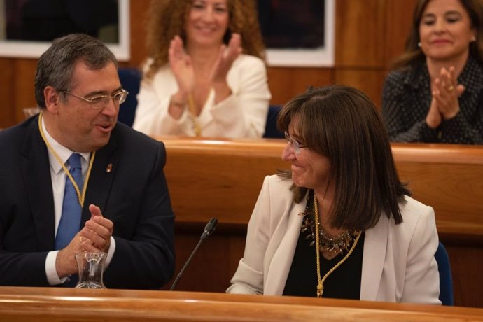 La alcaldesa, Susana Pérez Quislant, junto al primer teniente de Alcalde, Eduardo Oria, que asumirá la nueva Concejalía Pozuelo 2030.