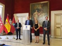 El edil de Vox Martínez Vidal asegura que los polideportivos que hay en Madrid "los construyó Franco o el PP"