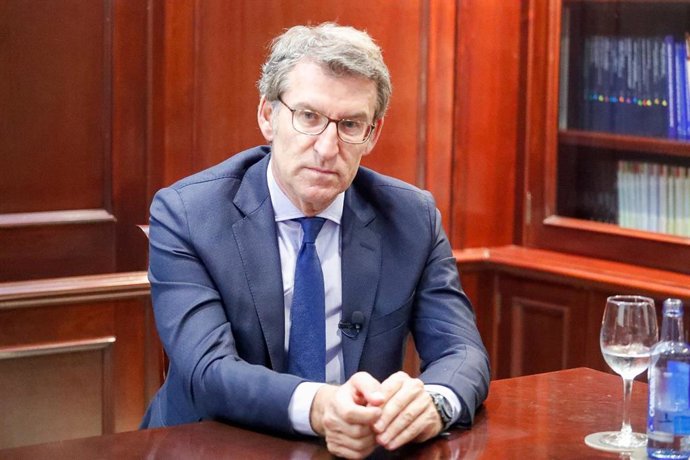 El presidente de la Xunta de Galicia y candidato a la reelección por el PP, Alberto Núñez Feijóo, durante una entrevista para Europa Press, en Vigo, Pontevedra, Galicia (España), a 30 de junio de 2020.