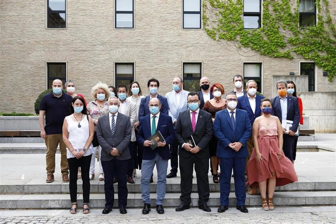 Presentación de la Estrategia Aragonesa de Recuperación Económica y Social a las federaciones territoriales de municipios.