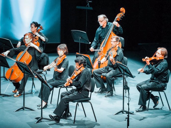 Una formación de músicos de cuerda de la Orquesta Sinfónica de Baleares