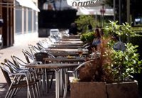 Santander trabaja ya en la ampliación de terrazas de los establecimientos hosteleros