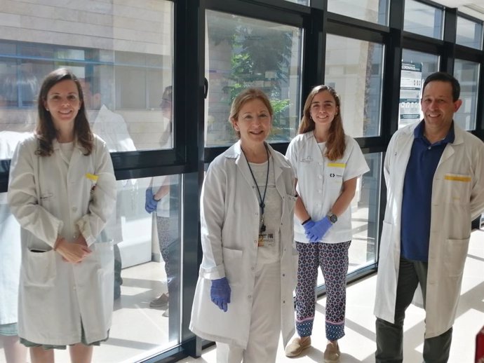 Grupo de Oncología Clínico-Experimental:  Eugenia de la Morena, Antonia Miñarro, Belén de la Morena y Javier Corral en el Centro Regional de Hemodonación
