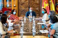 El alcalde insiste en que es "muy importante" hacer test PCR y rastrear los contactos