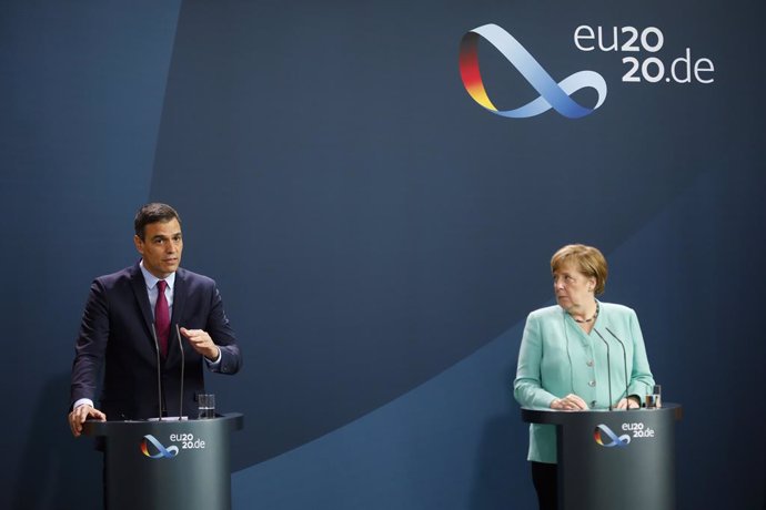 UE.- Sánchez y Merkel urgen a superar las "divergencias" sobre el fondo europeo 