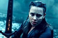 Katherine Langford protagoniza Maldita en Netflix: "Las leyendas nunca han contado la historia de las mujeres"