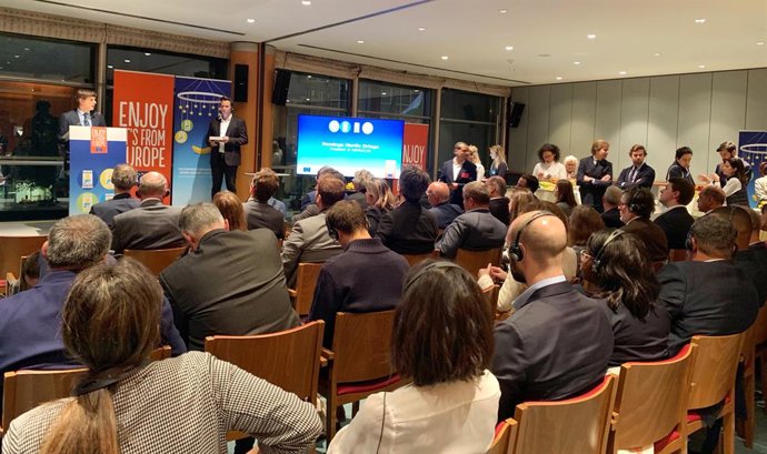 Acto de presentación del sector platanero al nuevo Parlamento Europeo