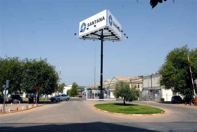 Acceso a la antigua Santana Motor