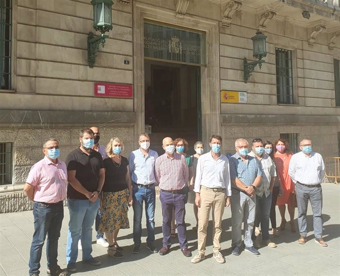 El PI se concentra ante la Delegación del Gobierno en Baleares