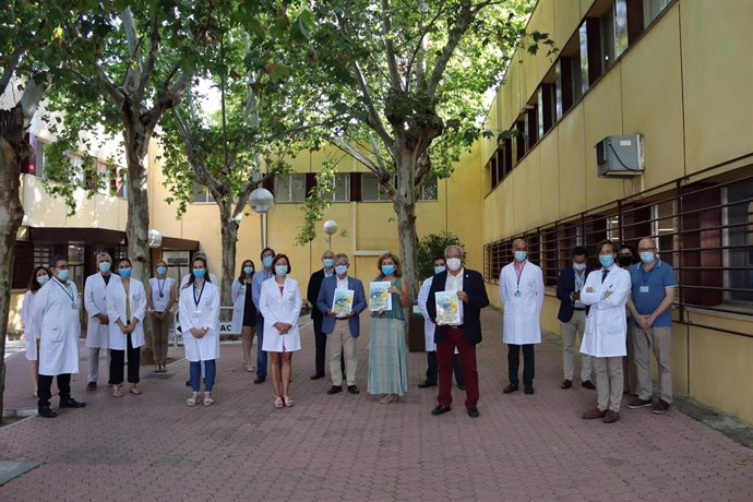 El Hospital Reina Sofia rinde homenaje a la sociedad cordobesa por su apoyo en la pandemia