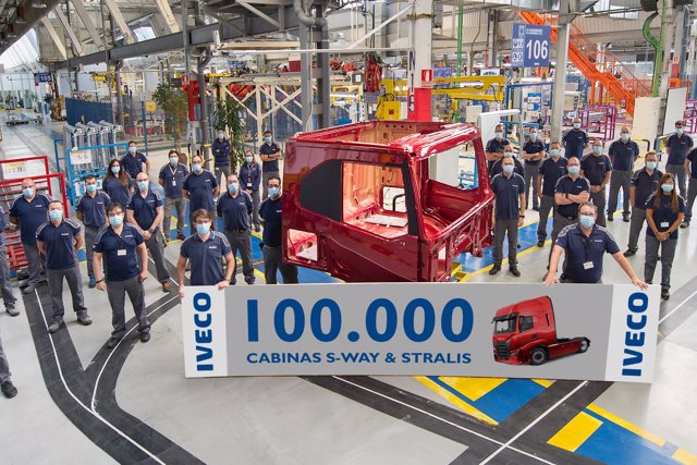 Imagen de la cabina número 100.000 de Iveco producida en Valladolid.