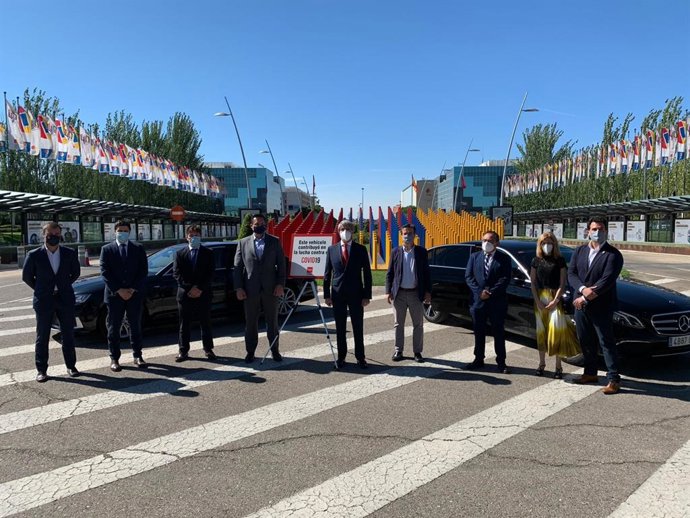 El consejero de Transportes, Ángel Garrido, se reúne con representantes de la VTC.