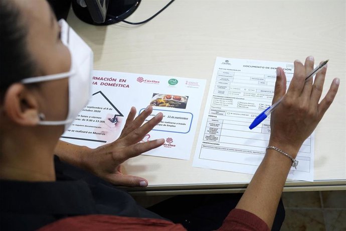 EQUIPOS DE EMPLEO DE CÁRITAS VALENCIA AYUDAN A LA INSERCIÓN LABORAL DE PERSONAS EN RIESGO DE EXCLUSIÓN