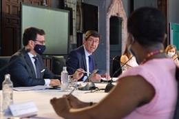 El vicepresidente de la Junta de Andalucía y consejero de Turismo, Regeneración, Justicia y Administración Local, Juan Marín, durante el Foro Andaluz de la Inmigración