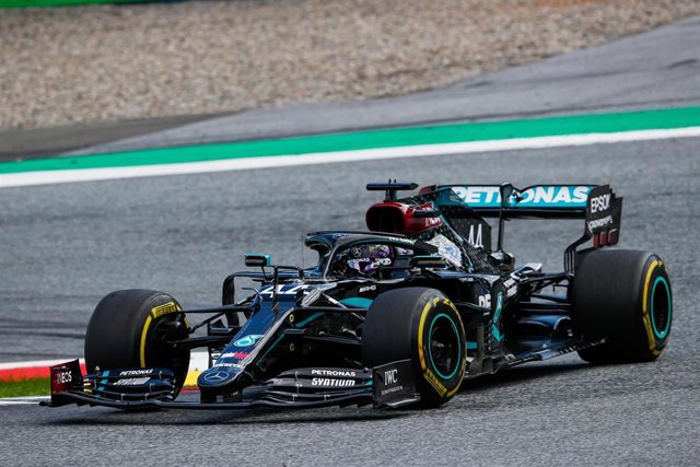 Lewis Hamilton al volante del Mercedes en el pasado GP de Austria