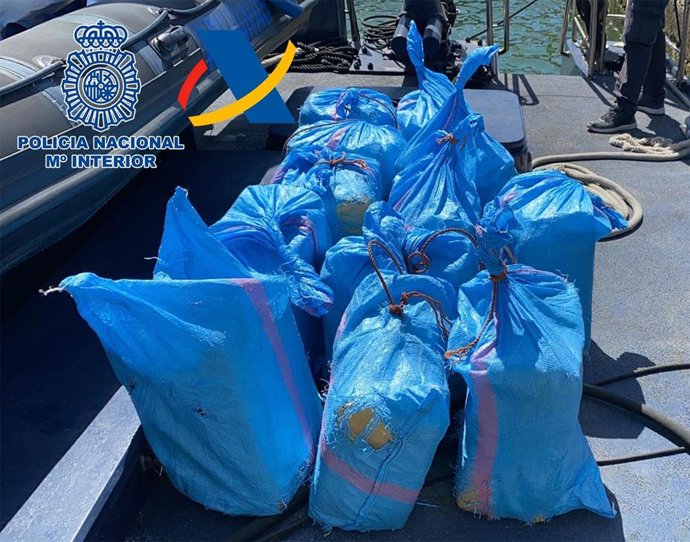 Droga intervenida en el velero