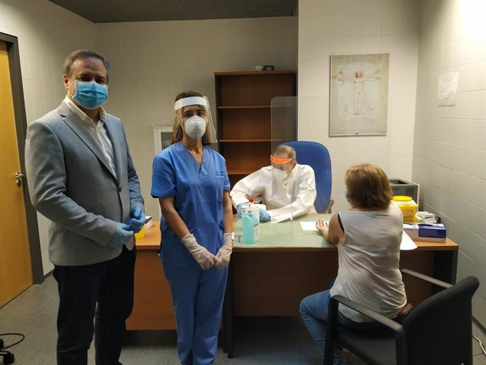 El delegado de Justicia en Almería acude a la realización de test en los juzgados