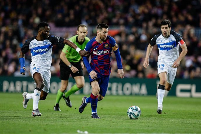 10 Lionel Messi from Argentina of FC Barcelona during La Liga match between FC Barcelona and Deportivo Alaves at Camp Nou on December 21, 2019 in Barcelona, Spain.