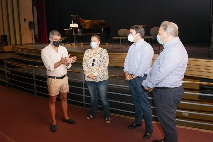 Visita al curso de técnica vocal e interpretación 'Costa de Almería'