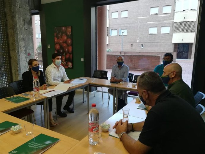 Granada.- Cs incide en la defensa integral de la agricultura y la ganadería para