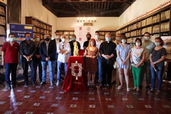 Presentación del boceto del monumento a la Semana Santa de Úbeda