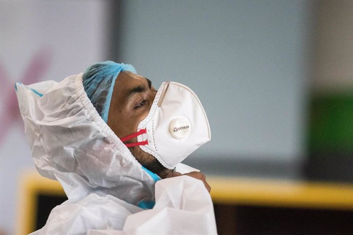 Coronavirus.- India registra casi 35.000 casos en las últimas 24 horas y los fal