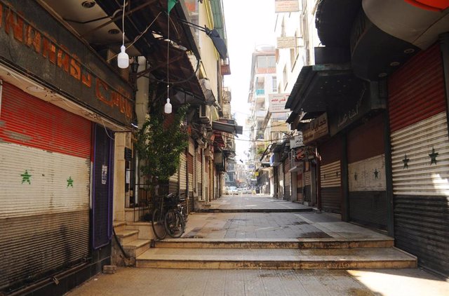 Una calle de un mercado de Damasco durante la pandemia de coronavirus en Siria