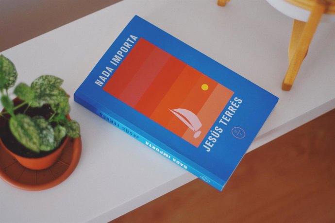 El autor valenciano Jesús Terrés publica 'Nada importa'