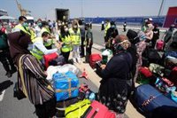 El puerto de Huelva despliega un amplio dispositivo para el embarque de 7.100 temporeras a Marruecos durante julio