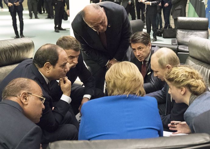 REunión de Merkel, Macron, Conte y otros dirigentes