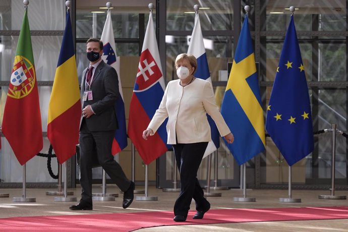 Cumbre UE.- Los contactos bilaterales retrasan el inicio normal del tercer día d