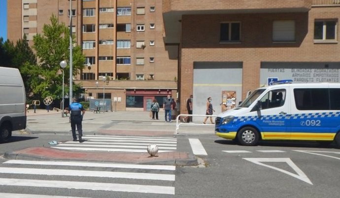 Lugar de la calle Luis Morondo de Pamplona en la que han sido atropelladas dos mujeres.