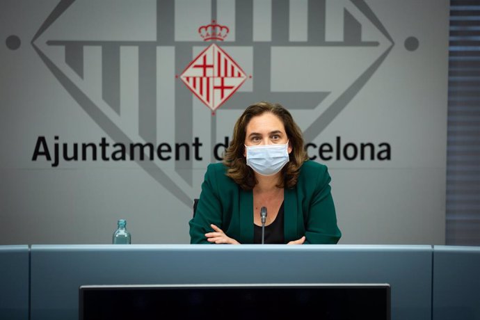 L'alcaldessa de Barcelona, Ada Colau, ofereix una roda de premsa per informar sobre la situació del coronavirus a a la ciutat. Catalunya (Espanya), 13 de juliol del 2020.