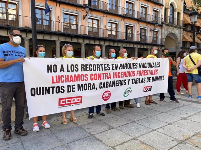 Concentración de trabajadores de parques nacionales en Toledo.