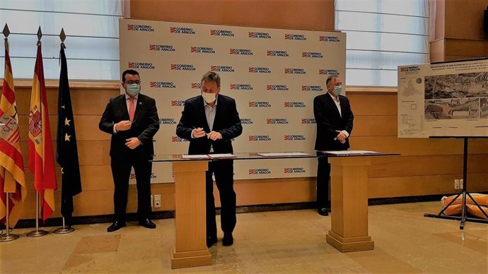 El consejero de Vertebración del Territorio, José Luis Soro, ha presentado la nueva obra pública.