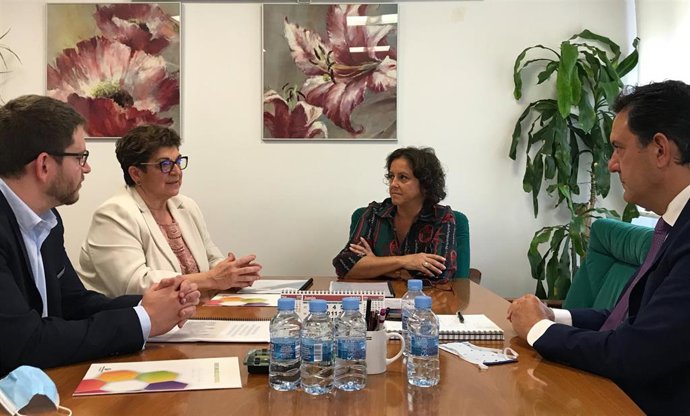 Reunión entre Feafes y la Junta en junio