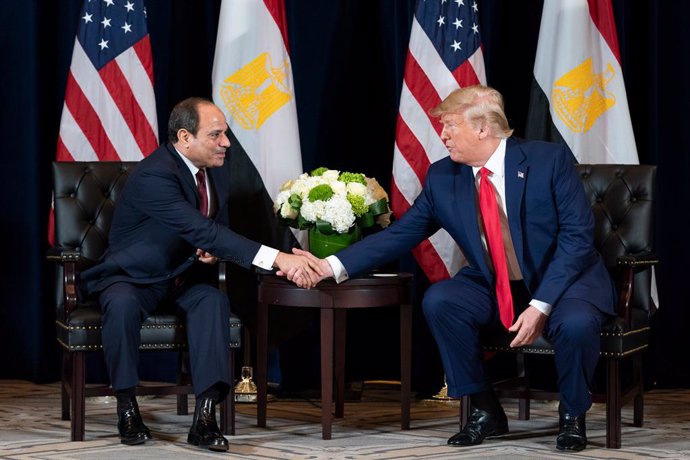 Libia.- Trump y Al Sisi abogan por un alto el fuego y una "desescalada inmediata