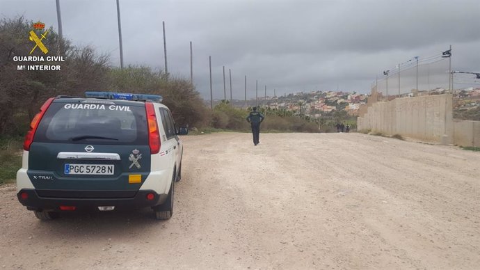 Patrulla de la Guardia Civil en Melilla