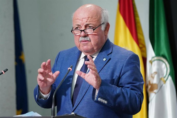 El consejero de Salud y Familias, Jesús Aguirre, en una foto de archivo.