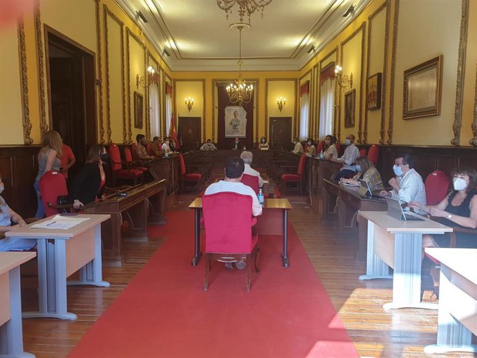 Pleno en el Ayuntamiento de Guadalajara.