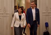 PP y Cs apoyan la huelga de los MIR para que dejen de estar "olvidados"