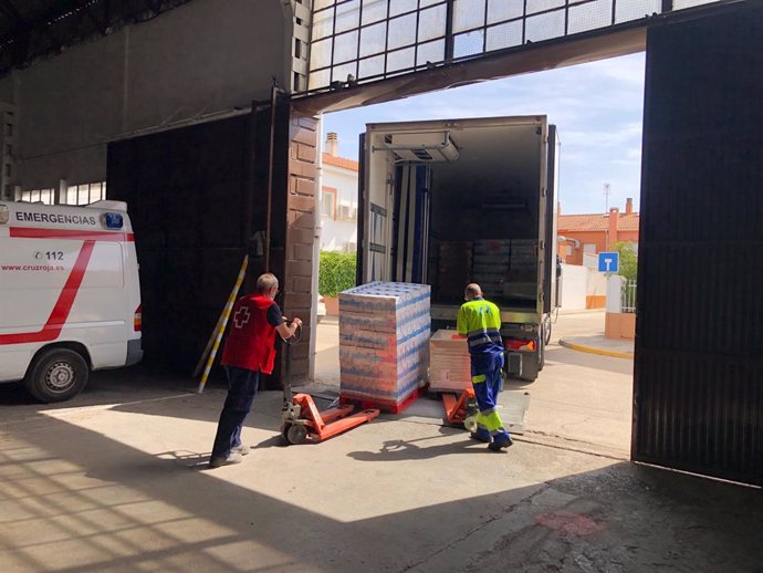 Mercadona entrega más de 8.000 kilos de alimentos de primera necesidad a entidad