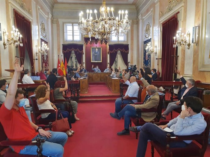 Imagen de recurso del Pleno de Alcalá de Henares.