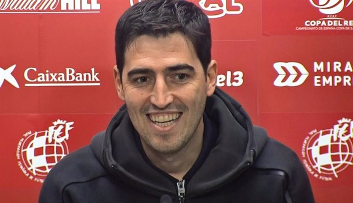 Andoni Iraola, entrenador del CD Mirandés.