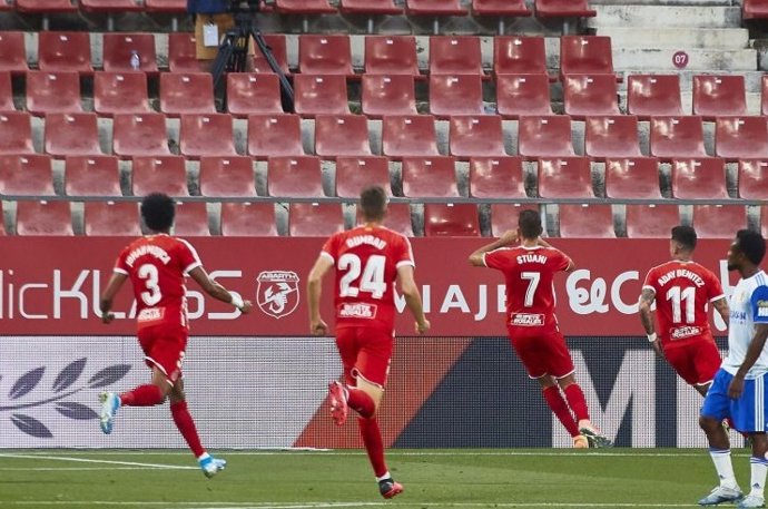 Stuani celebra un gol con el Girona