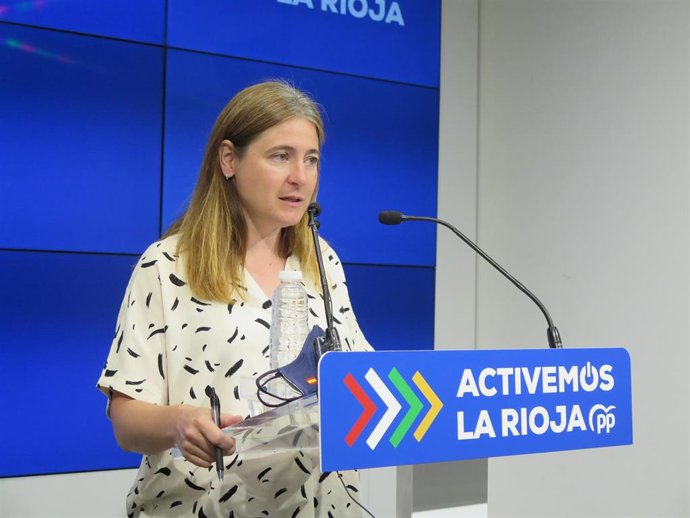 Noemí Manzanos, en la rueda de prensa