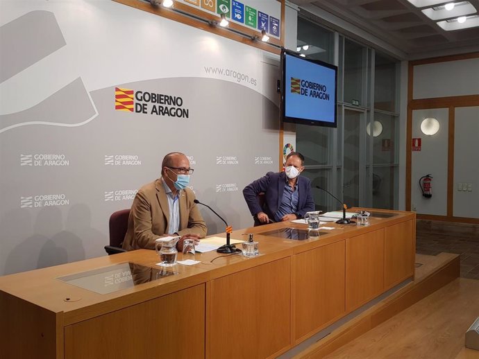 Rueda de prensa para presentar el plan de digitalización del Departamento de Educación de Aragón.