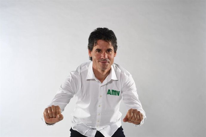 El expiloto español de motociclismo Alex Crivillé